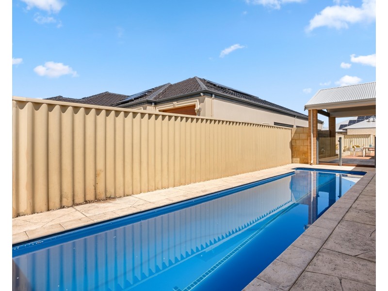 14 Repose Terrace, Atwell WA 6164