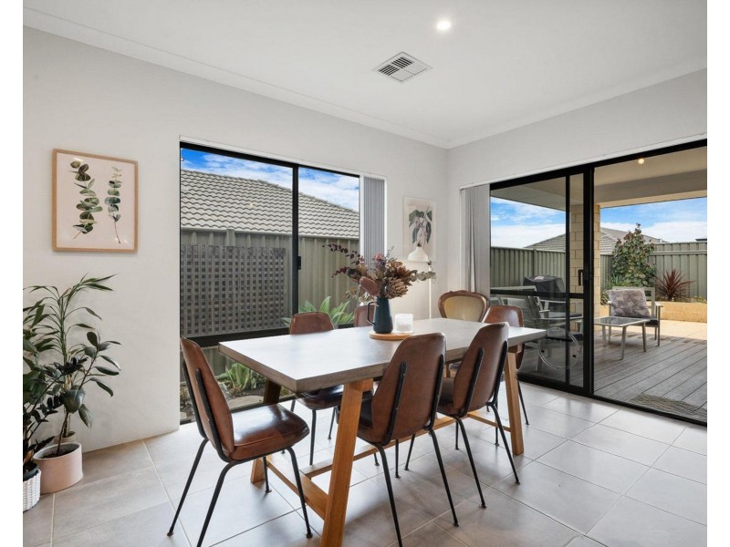 87 Portobello Parade, Wellard WA 6170