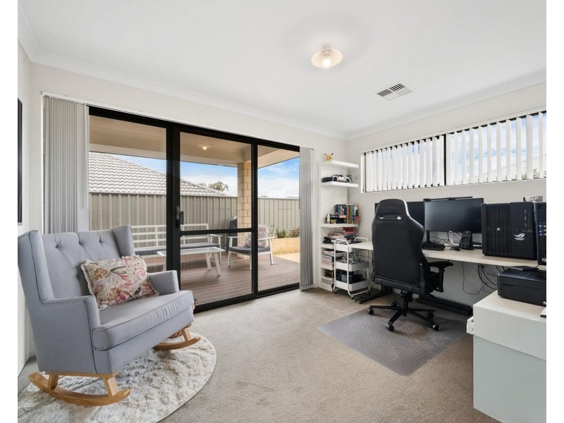 87 Portobello Parade, Wellard WA 6170