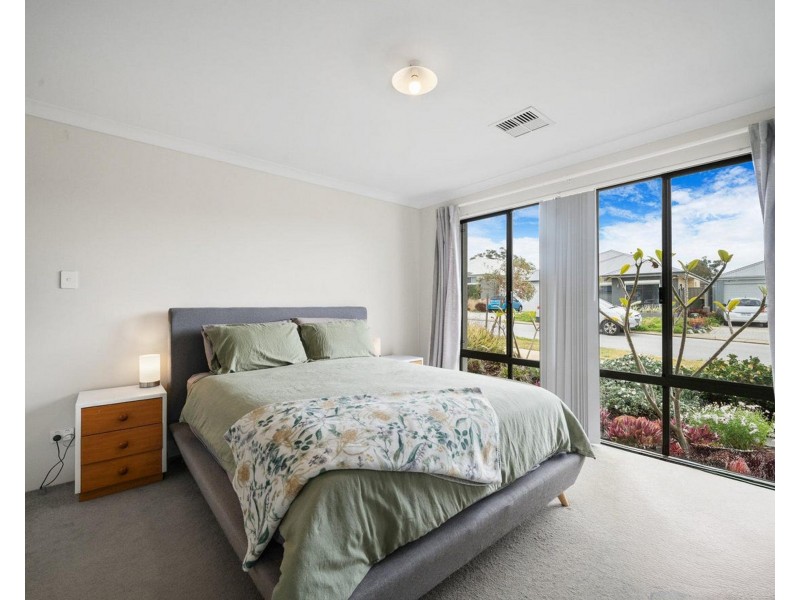 87 Portobello Parade, Wellard WA 6170