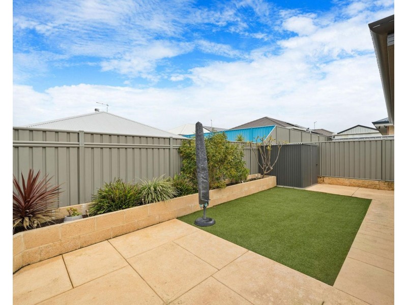 87 Portobello Parade, Wellard WA 6170
