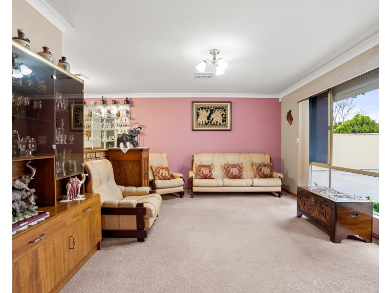 19 Conway Loop, Waikiki WA 6169