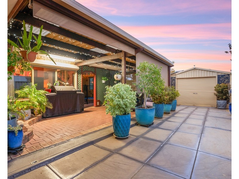 19 Conway Loop, Waikiki WA 6169