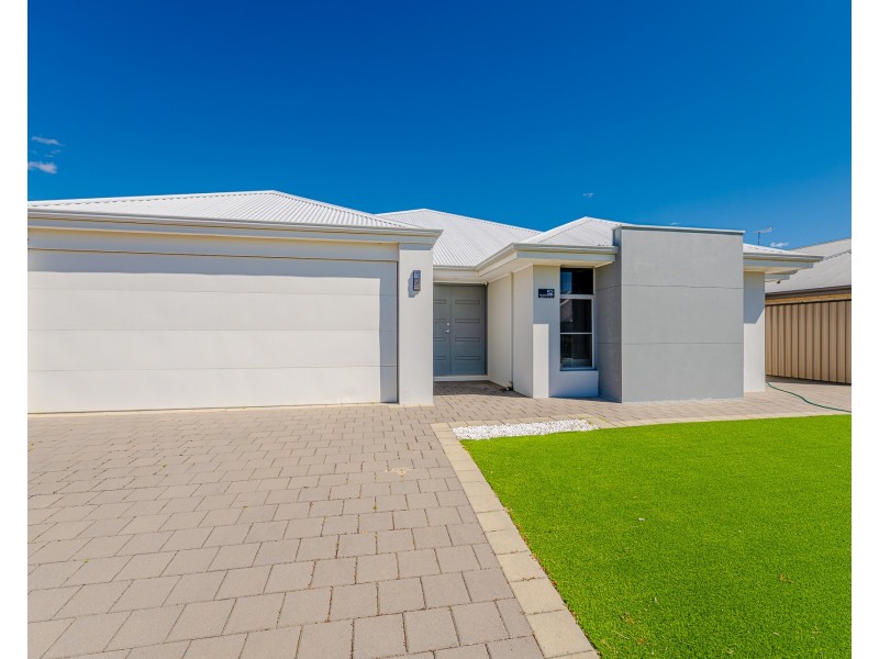 52 Bucker Street, Whitby WA 6123