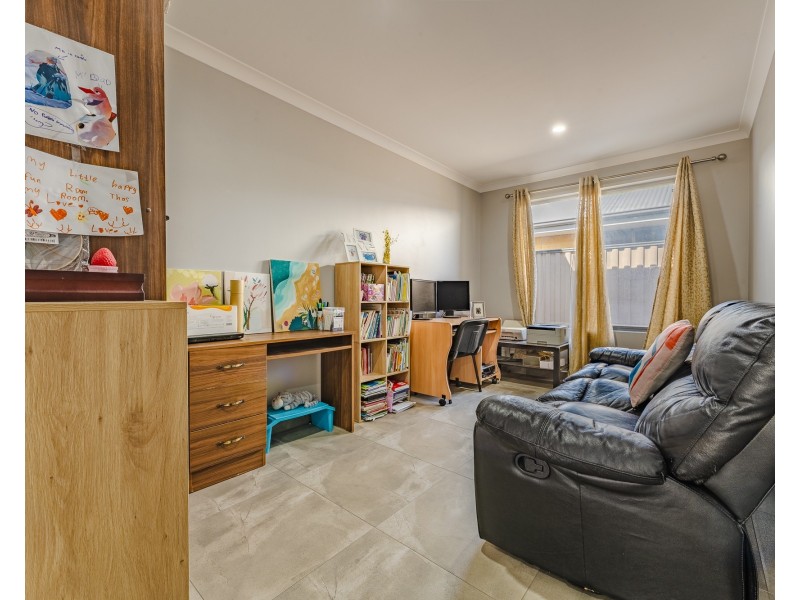 52 Bucker Street, Whitby WA 6123