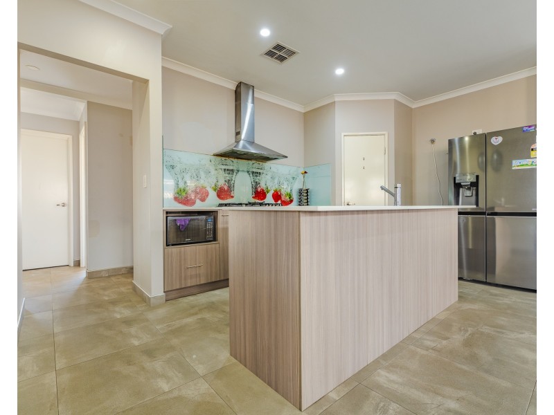 52 Bucker Street, Whitby WA 6123