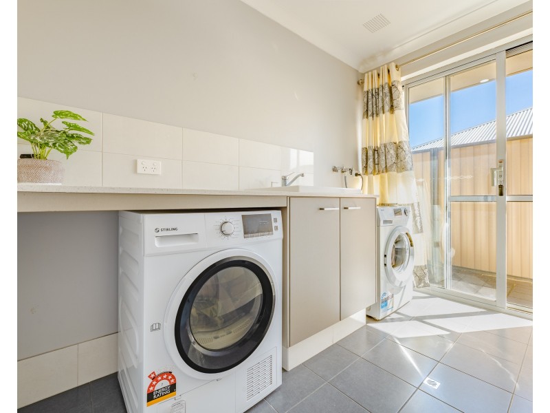 52 Bucker Street, Whitby WA 6123