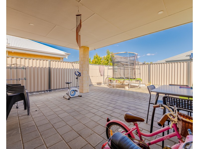 52 Bucker Street, Whitby WA 6123