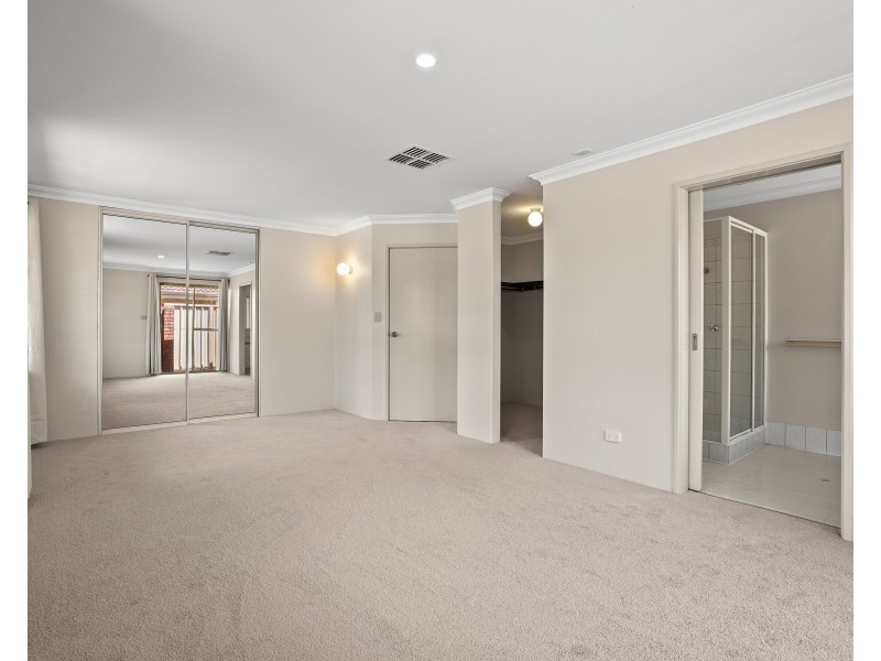 16 Frigate Close, Waikiki WA 6169