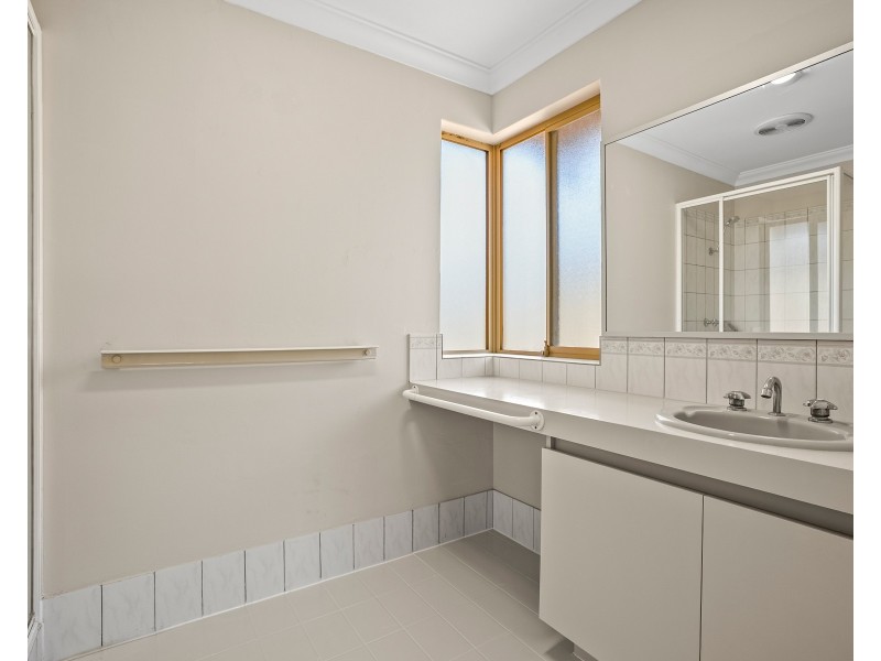 16 Frigate Close, Waikiki WA 6169