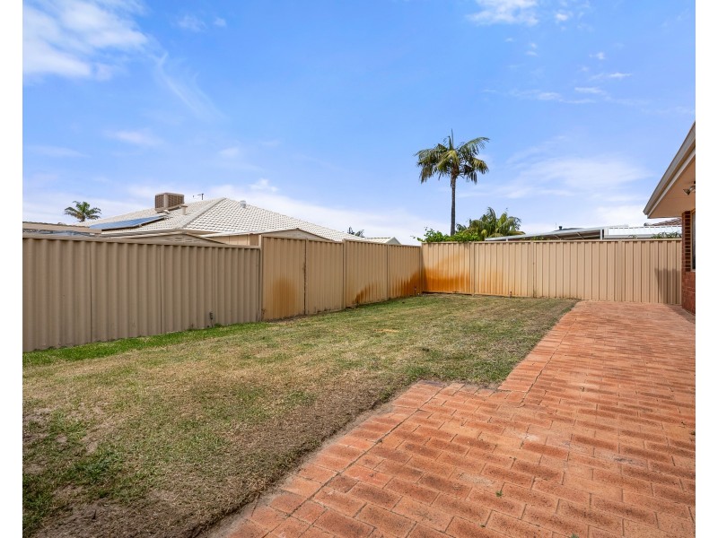 16 Frigate Close, Waikiki WA 6169