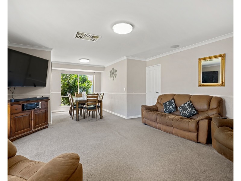 8 Bolivar Court, Safety Bay WA 6169