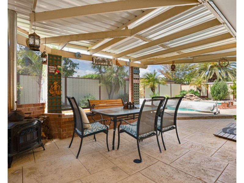 8 Bolivar Court, Safety Bay WA 6169