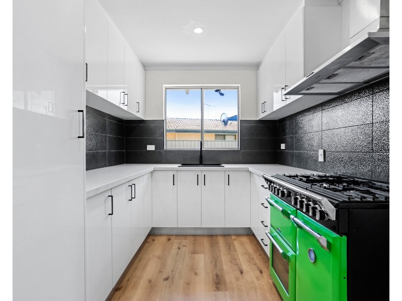 2 Kurrajong Place, Safety Bay WA 6169