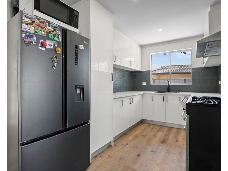 2 Kurrajong Place, Safety Bay WA 6169