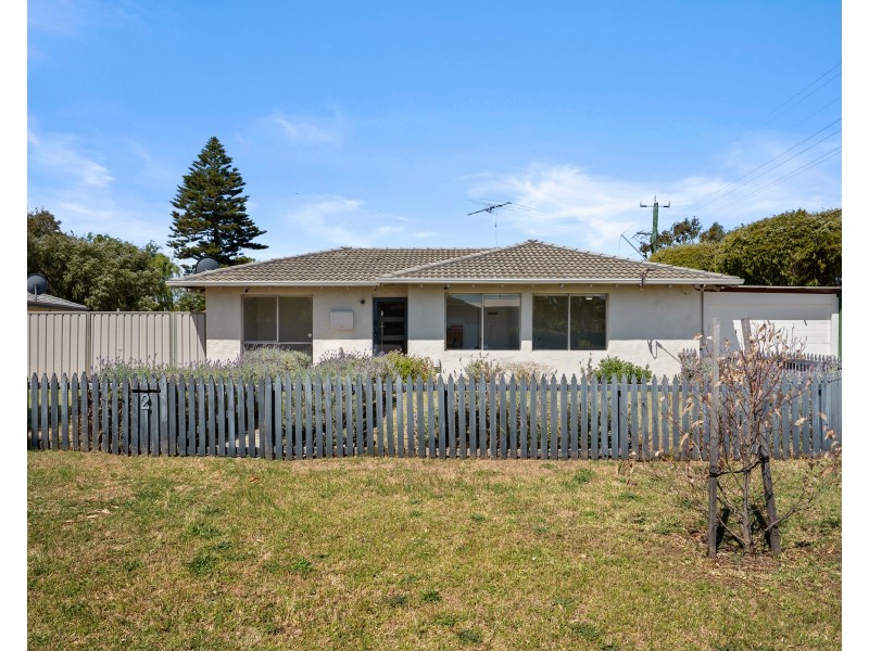 2 Kurrajong Place, Safety Bay WA 6169