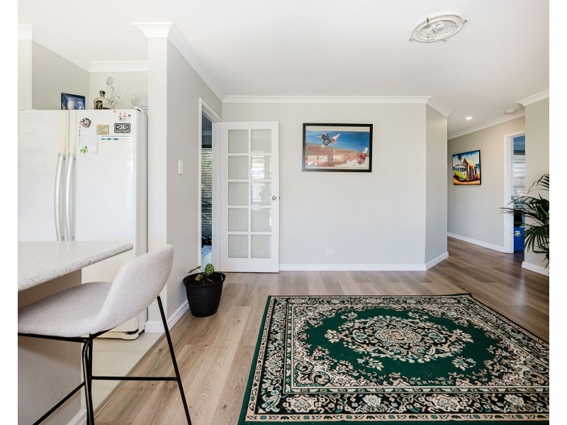 71 The Avenue, Warnbro WA 6169