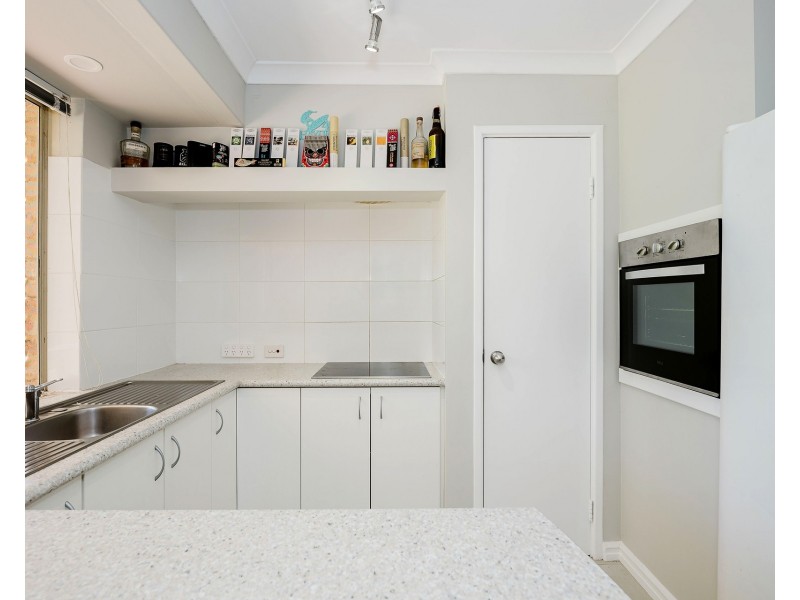 71 The Avenue, Warnbro WA 6169