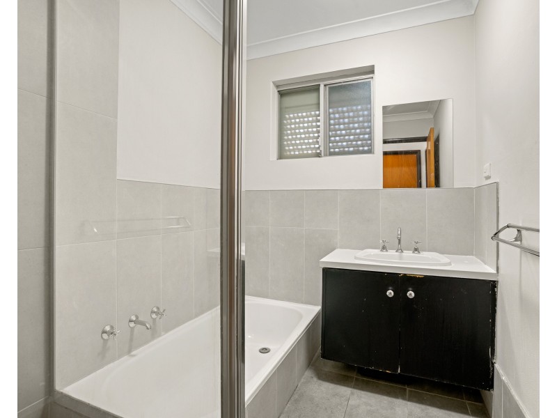 6 Breaden Drive, Cooloongup WA 6168