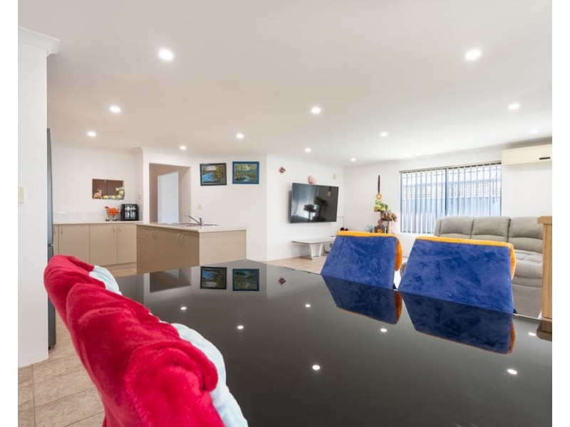 100 Rae Rd, Shoalwater WA 6169