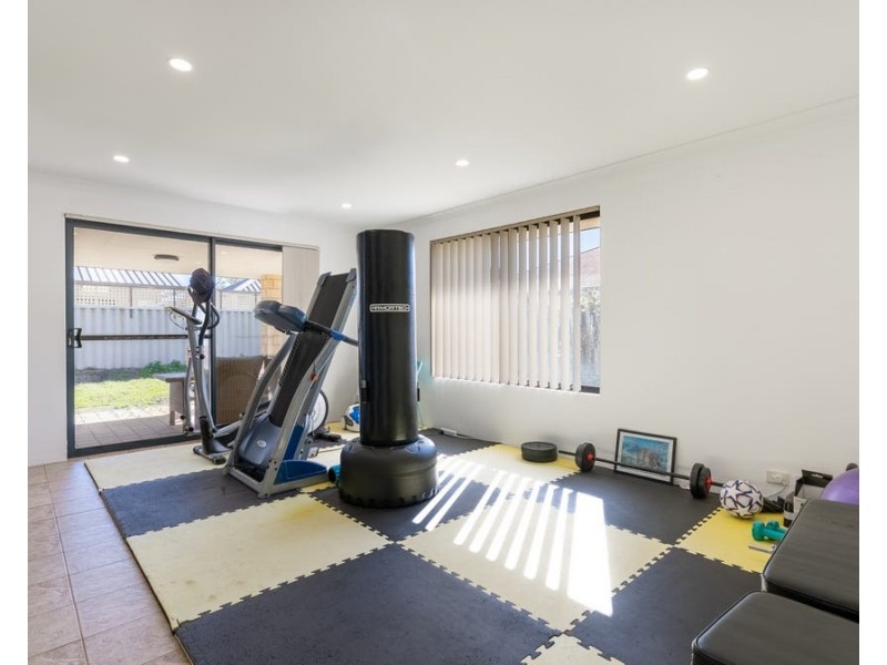 100 Rae Rd, Shoalwater WA 6169