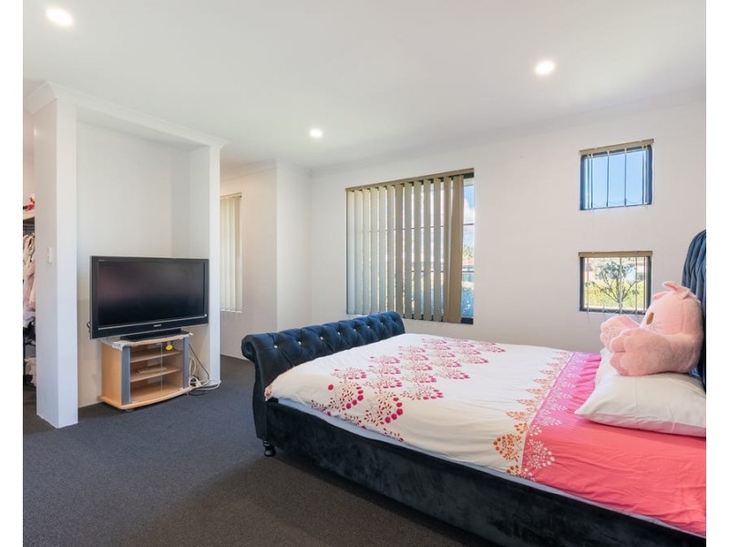 100 Rae Rd, Shoalwater WA 6169