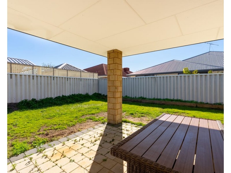 100 Rae Rd, Shoalwater WA 6169