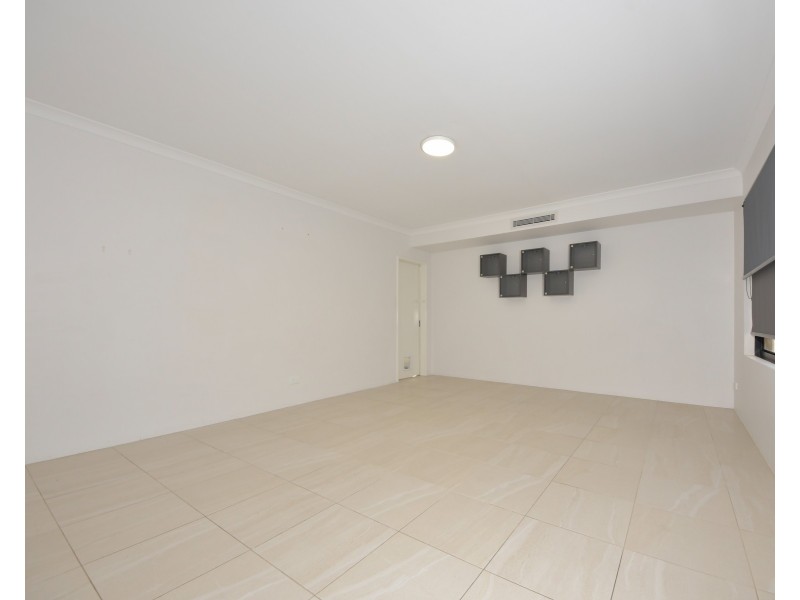 104c Safety Bay Rd, Shoalwater WA 6169