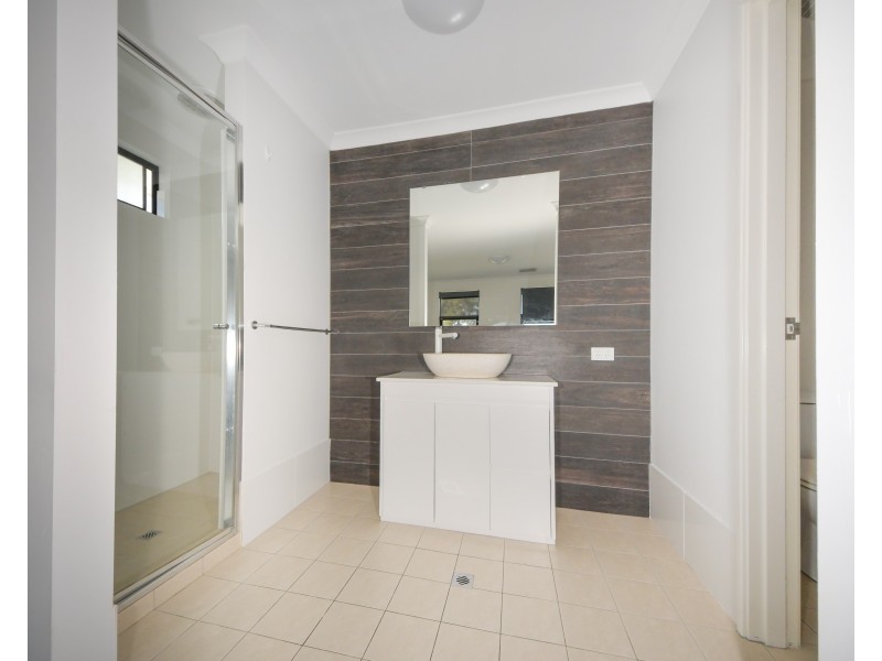 104c Safety Bay Rd, Shoalwater WA 6169