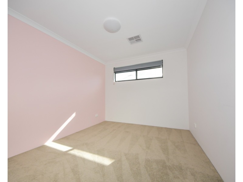 104c Safety Bay Rd, Shoalwater WA 6169