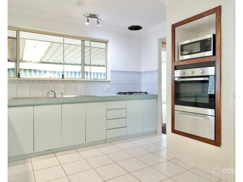 3 Muir Cl, Waikiki WA 6169