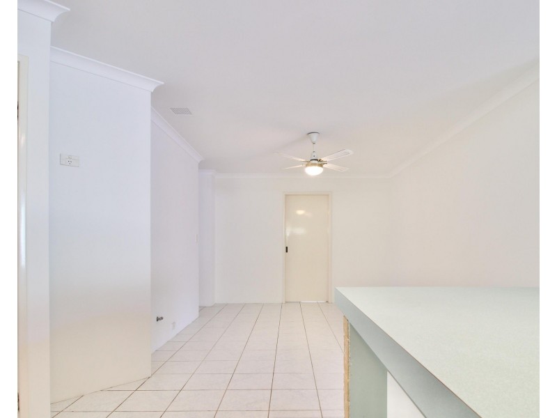 3 Muir Cl, Waikiki WA 6169