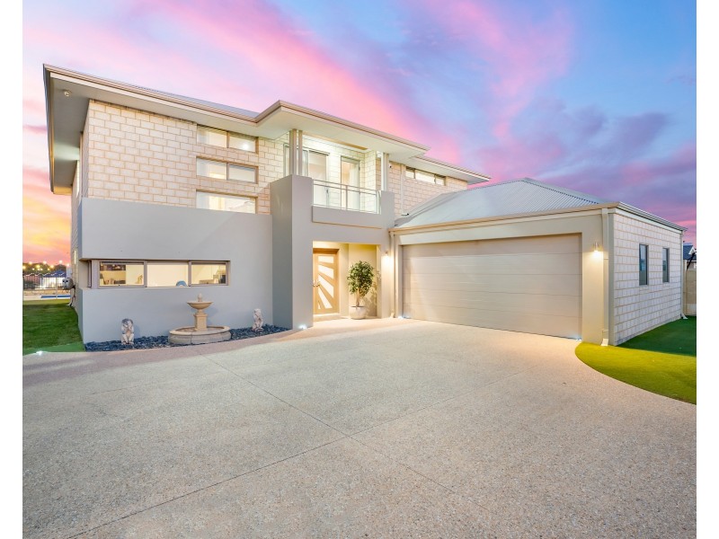 43 Holloways Ridge, Secret Harbour WA 6173