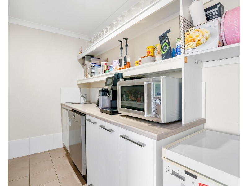 43 Holloways Ridge, Secret Harbour WA 6173