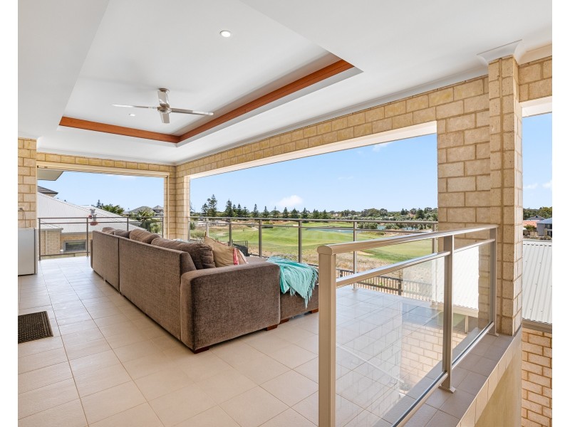 43 Holloways Ridge, Secret Harbour WA 6173