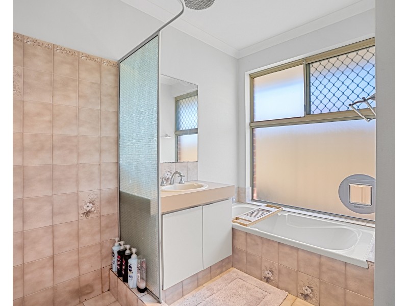 10 Muir Close, Waikiki WA 6169