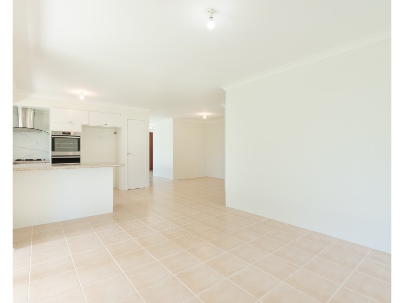 6 Coronata Drive, Warnbro WA 6169