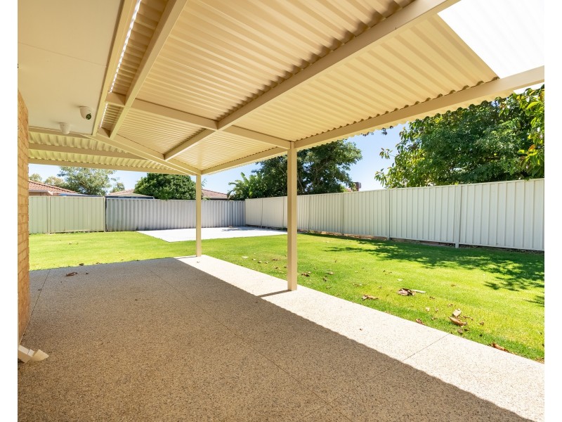 6 Coronata Drive, Warnbro WA 6169