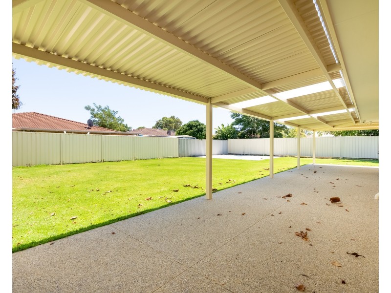 6 Coronata Drive, Warnbro WA 6169
