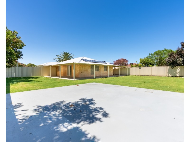 6 Coronata Drive, Warnbro WA 6169