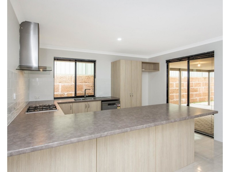 9 Explorers Crescent, Baldivis WA 6171