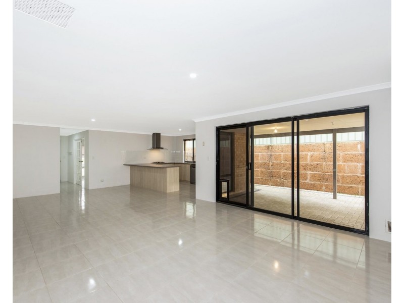 9 Explorers Crescent, Baldivis WA 6171
