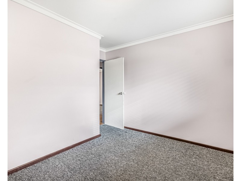 12b Seabrooke Avenue, Rockingham WA 6168