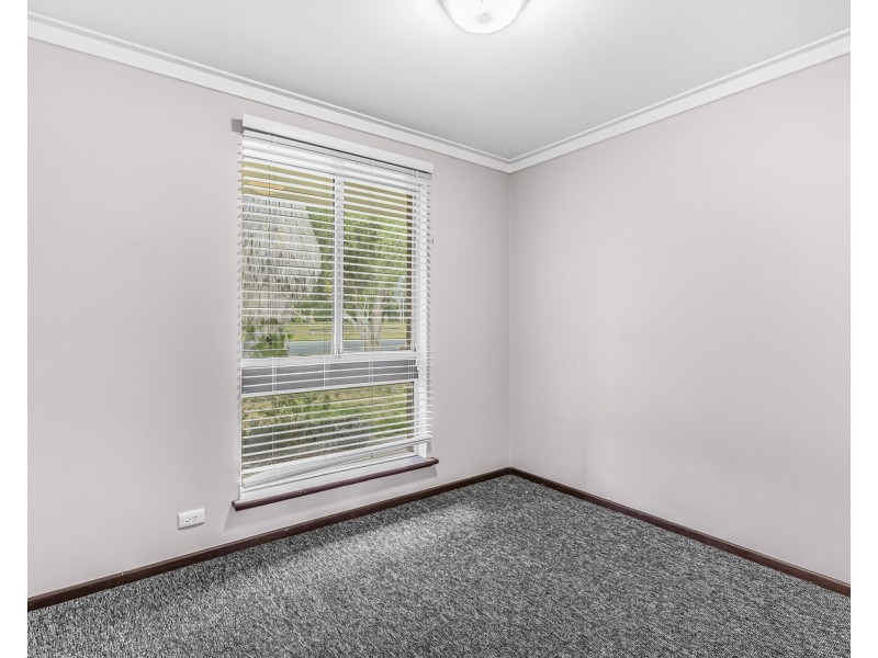 12b Seabrooke Avenue, Rockingham WA 6168