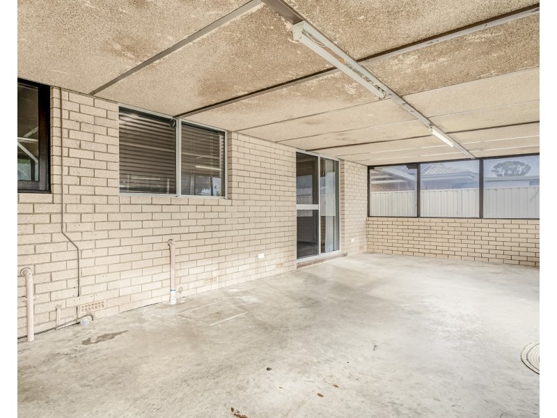 12b Seabrooke Avenue, Rockingham WA 6168