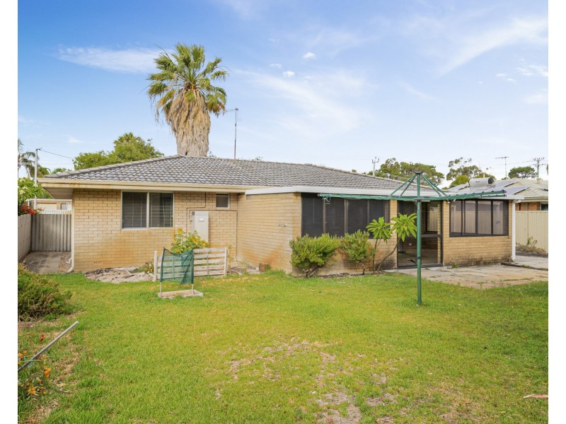 12b Seabrooke Avenue, Rockingham WA 6168