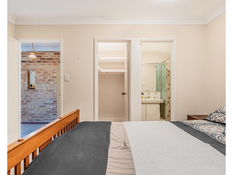 2 Grenada Place, Safety Bay WA 6169