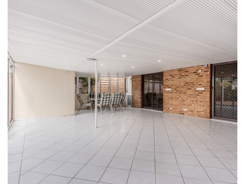 2 Grenada Place, Safety Bay WA 6169