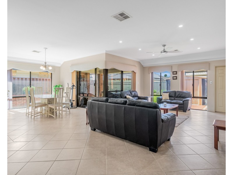 22 Rhapsody Close, Shoalwater WA 6169