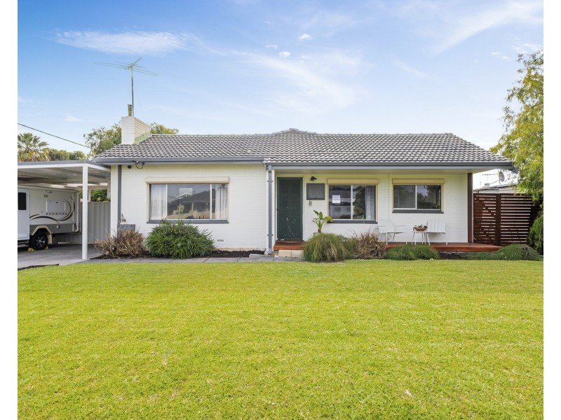 14 June Road, Safety Bay WA 6169